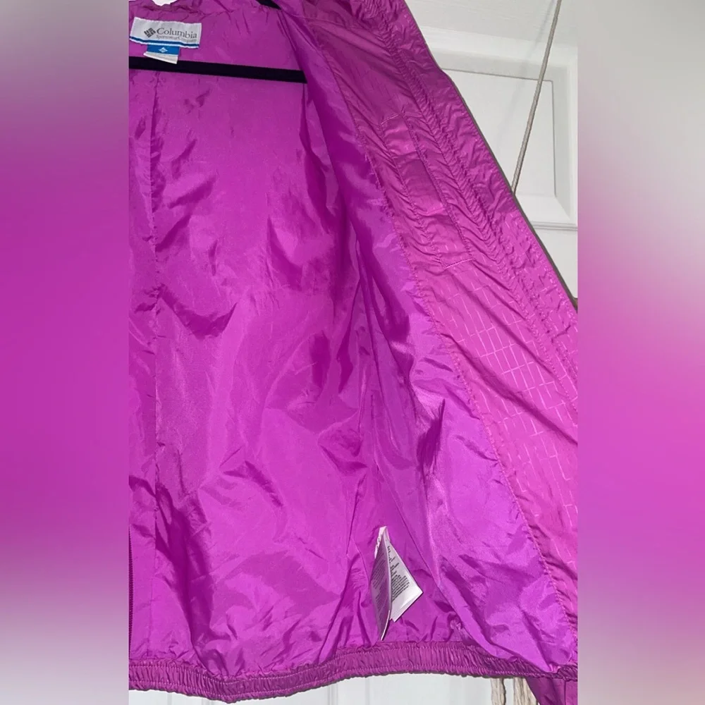 Columbia Women’s Hooded Windbreaker Jacket - Picture 8 of 12